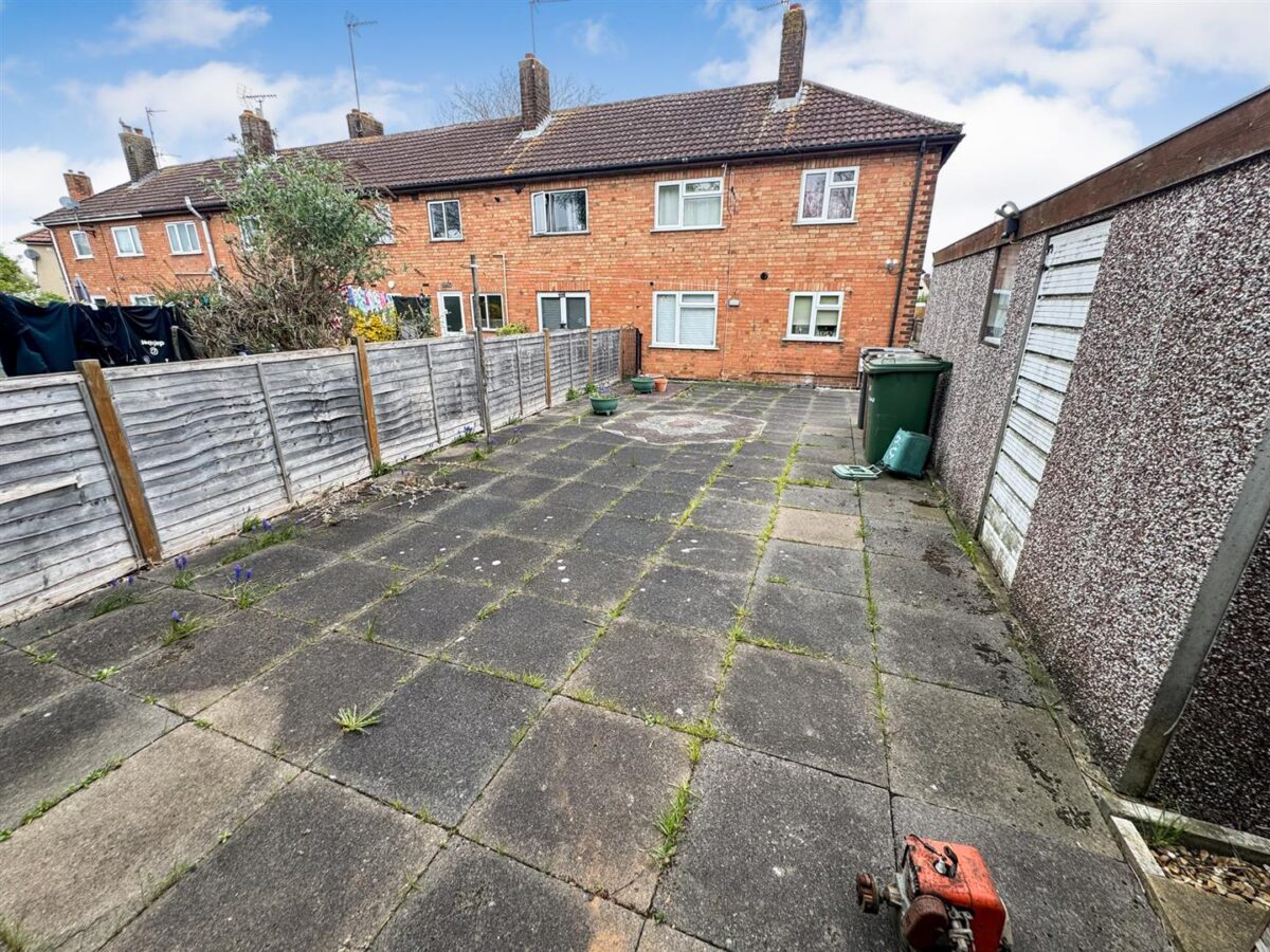 Faraday Grove, Corby