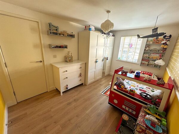 Regal Close, Corby