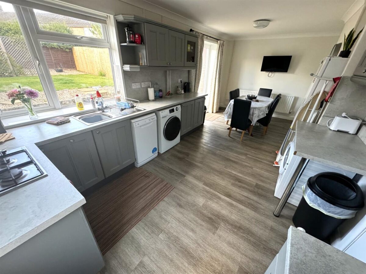 Shetland Way, Corby