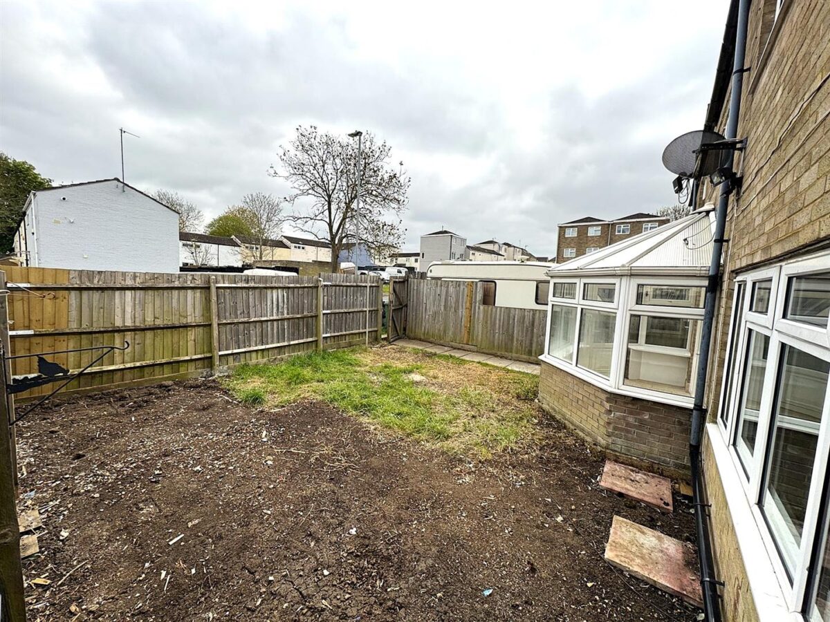Eastbrook, Corby