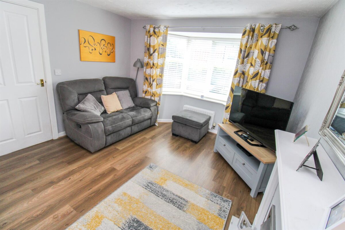 Violet Close, Corby