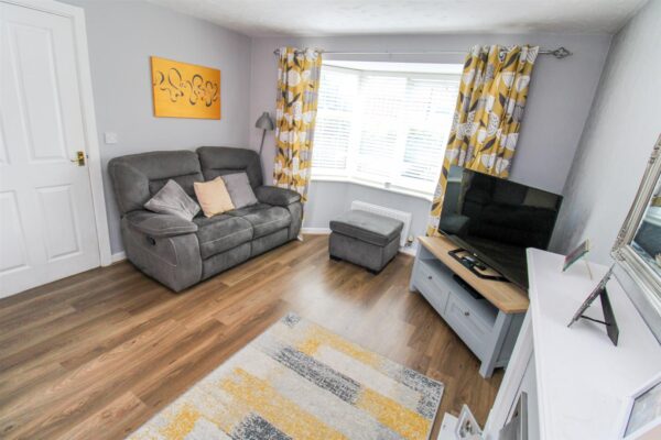Violet Close, Corby