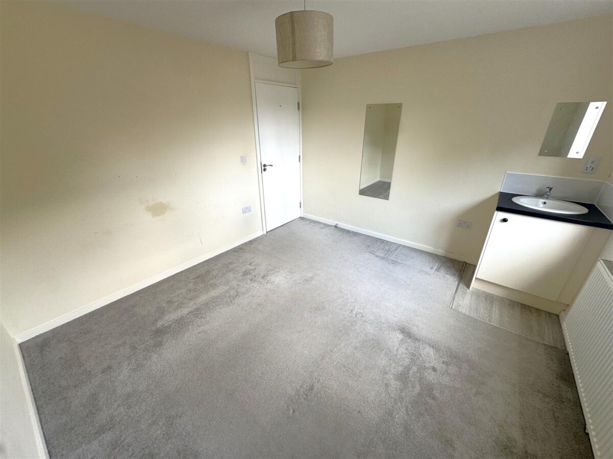 Morley Walk, Corby