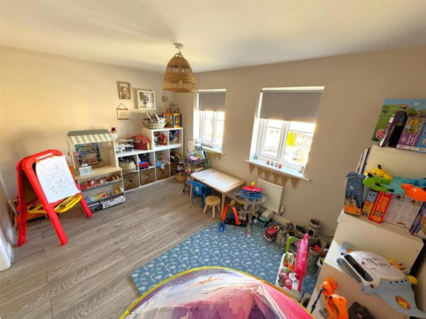 Chepstow Road, Corby