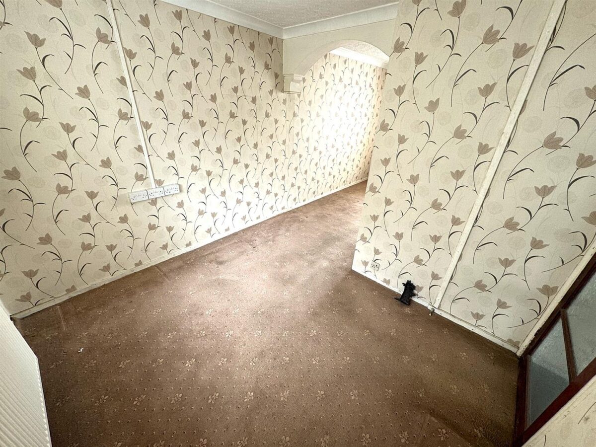 Willow Brook Road, Corby