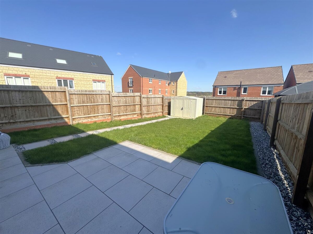 Kennard Close, Weldon Park