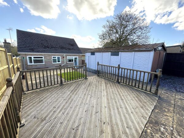 Hillside Crescent, Weldon, Corby