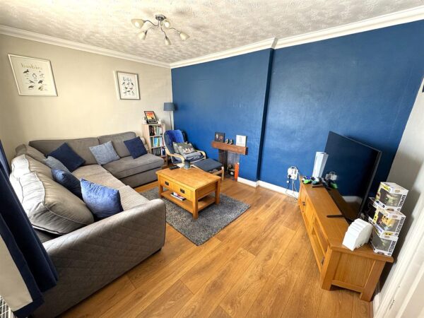 Shetland Way, Corby