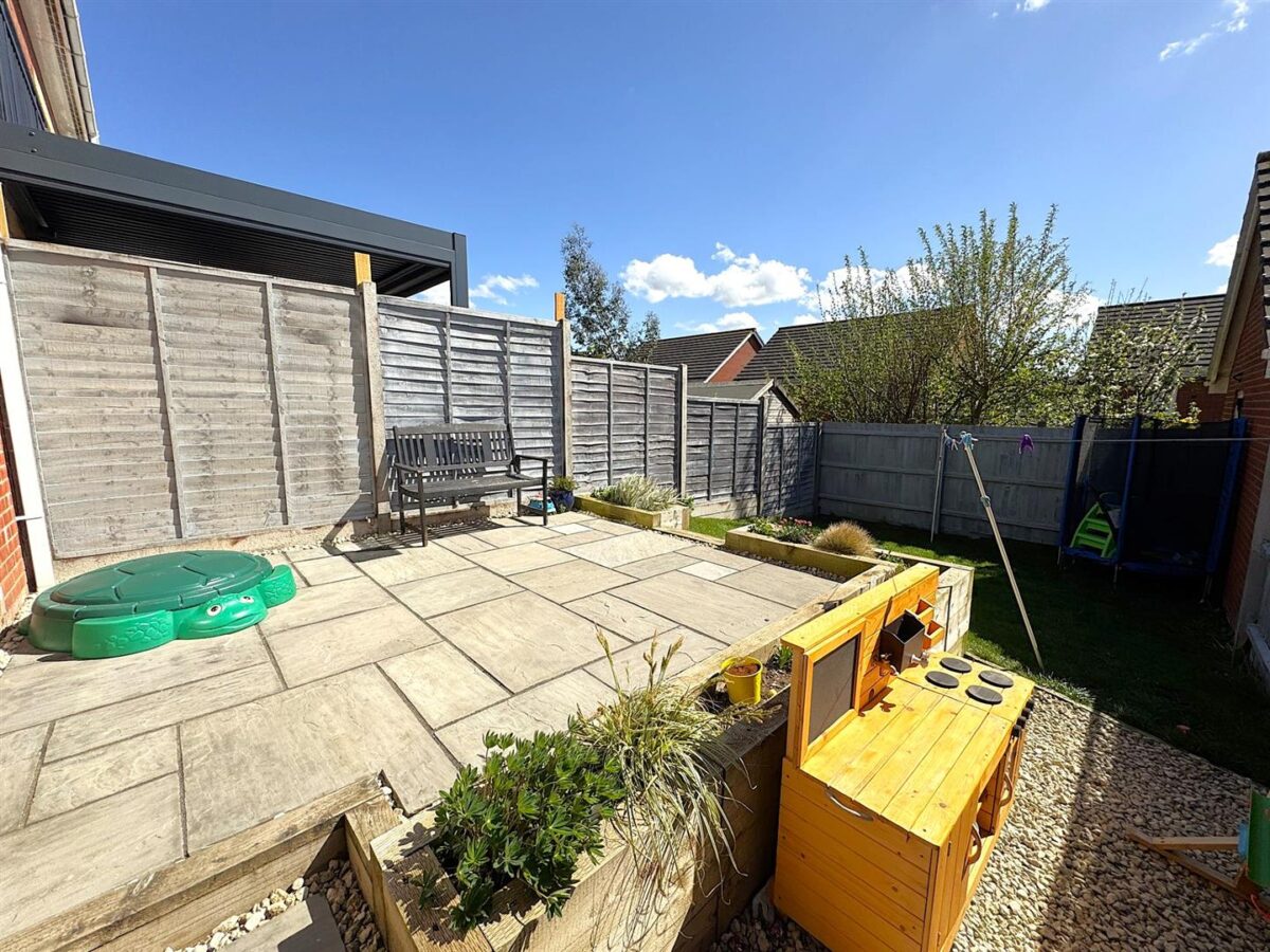 Chepstow Road, Corby