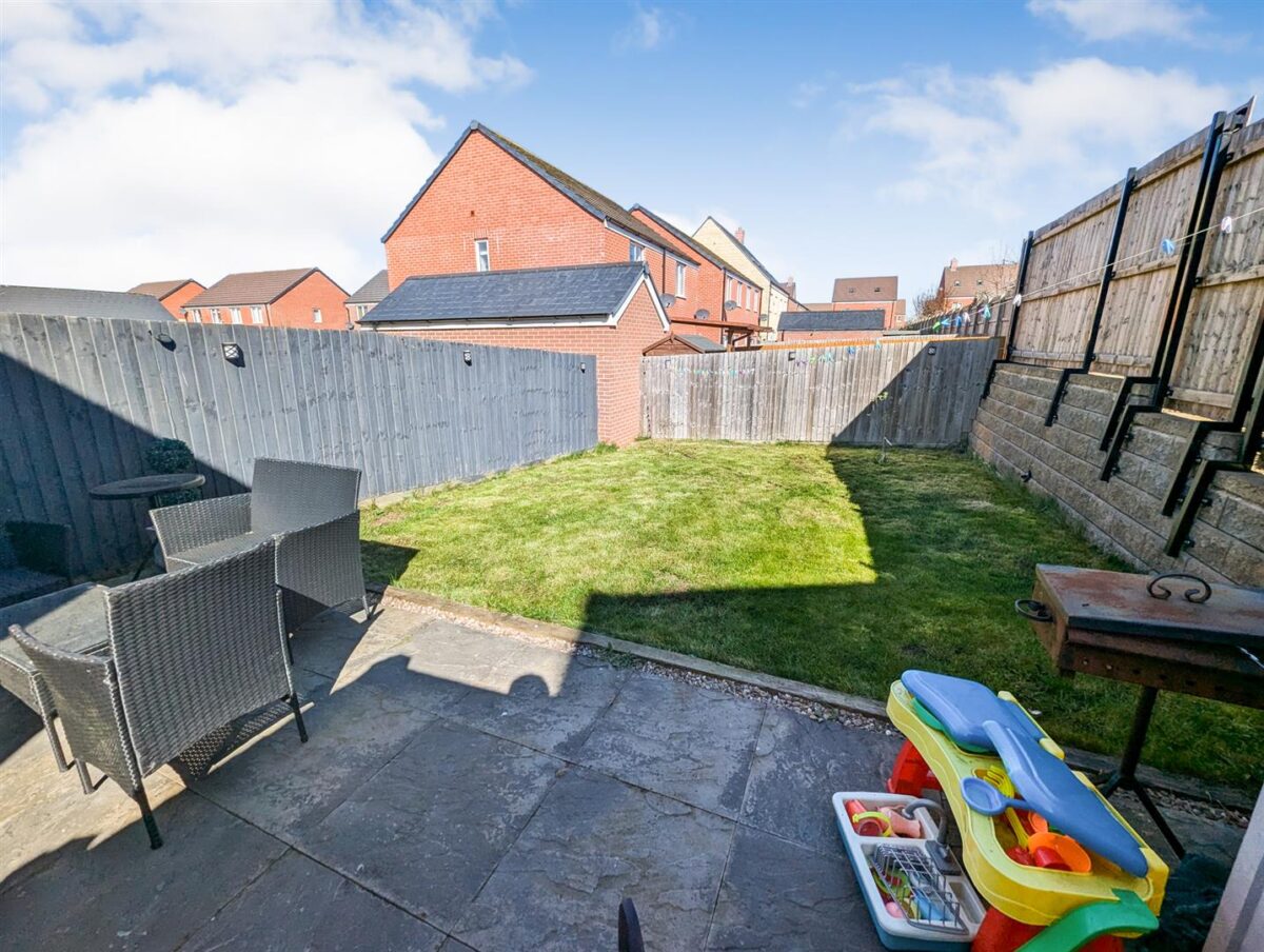 Egan Close, Weldon, Corby