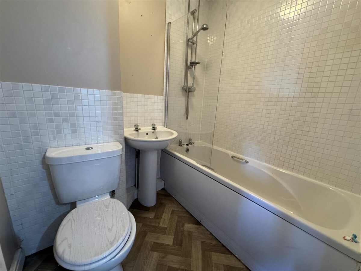 Farnborough Close, Corby