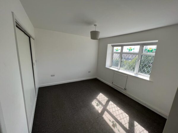 Willow Brook Road, Corby
