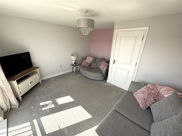 Chepstow Road, Corby