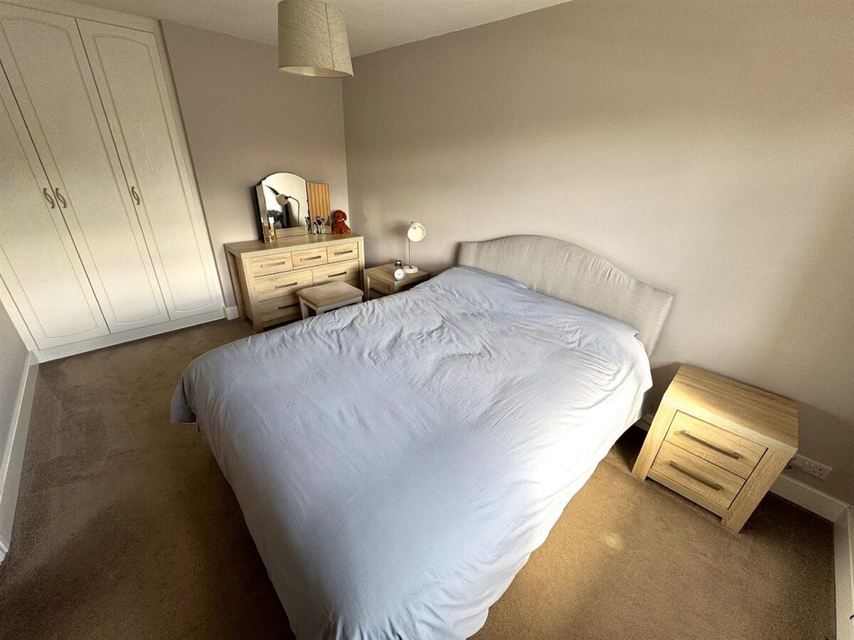 Hillside Crescent, Weldon, Corby