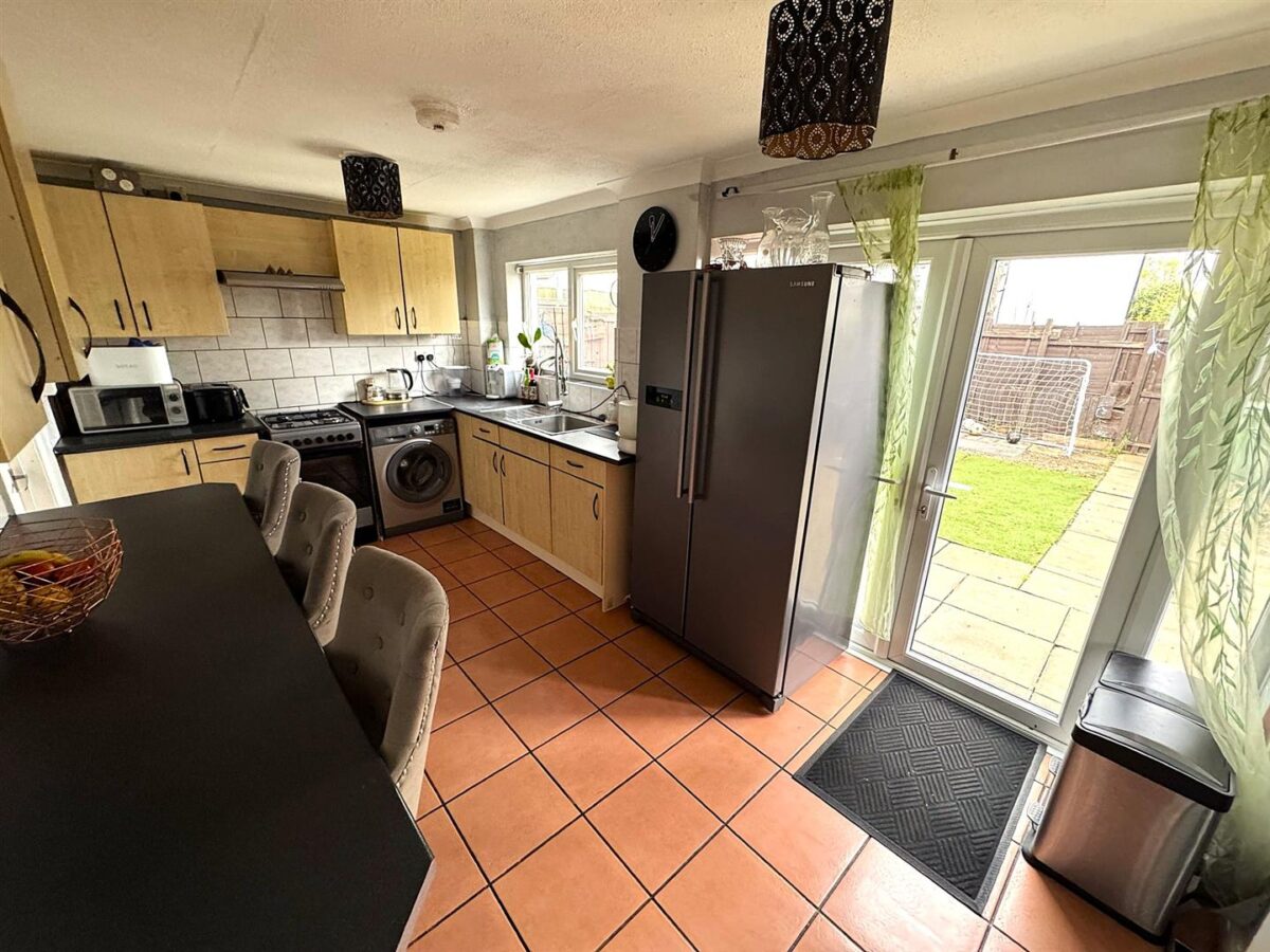 Grantham Walk, Corby