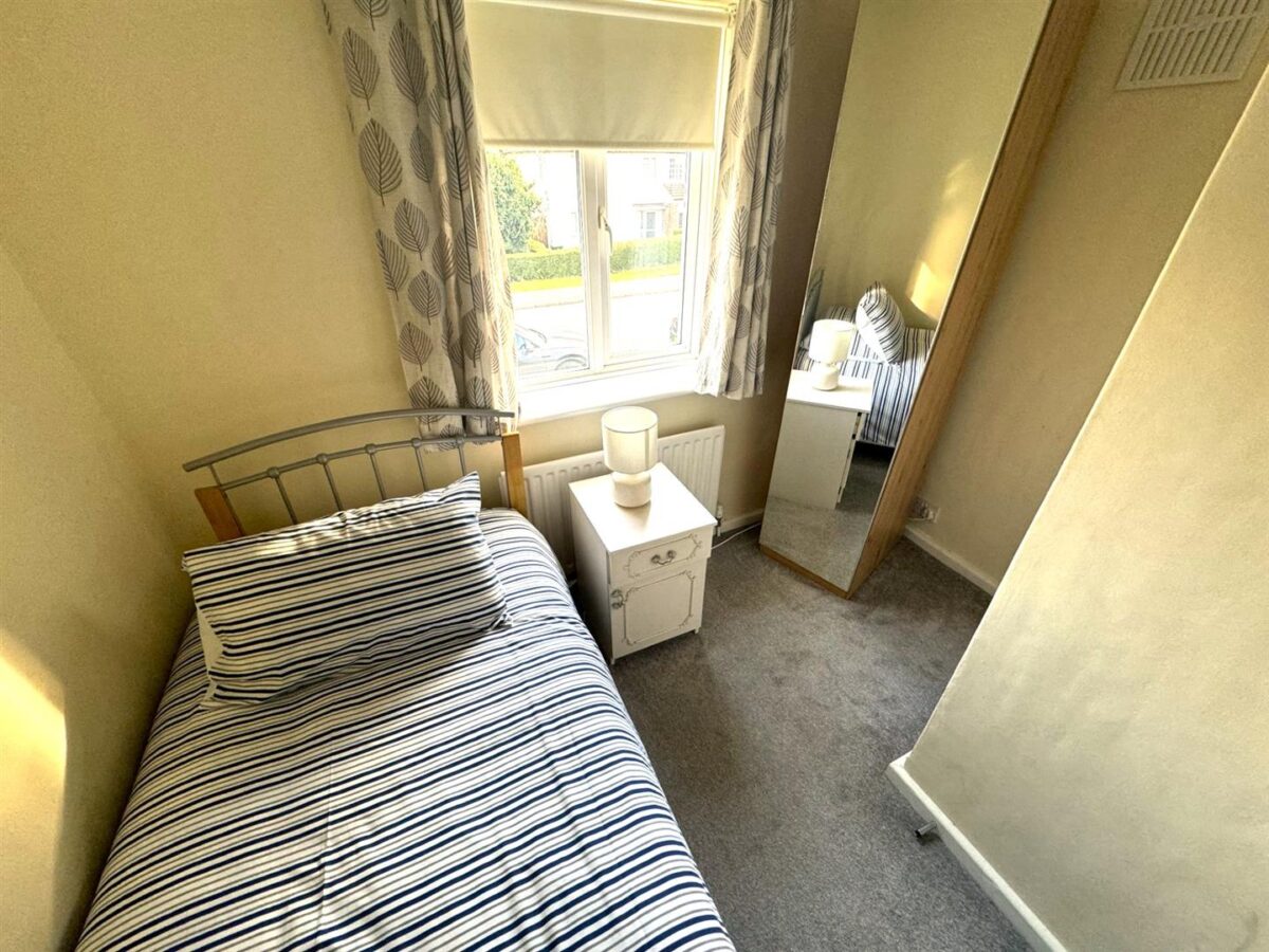 Shetland Way, Corby