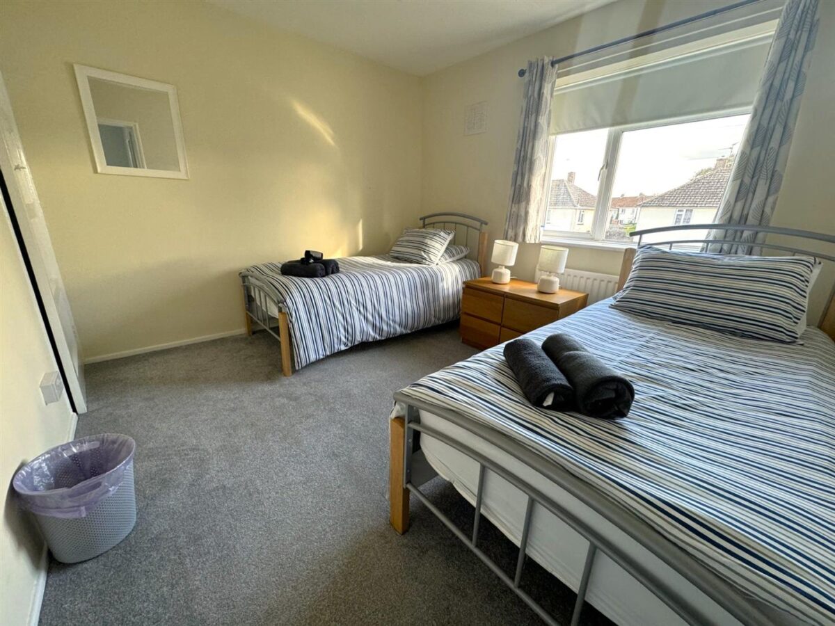 Shetland Way, Corby