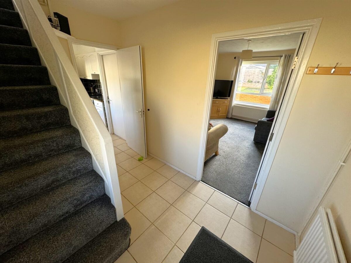 Willow Brook Road, Corby