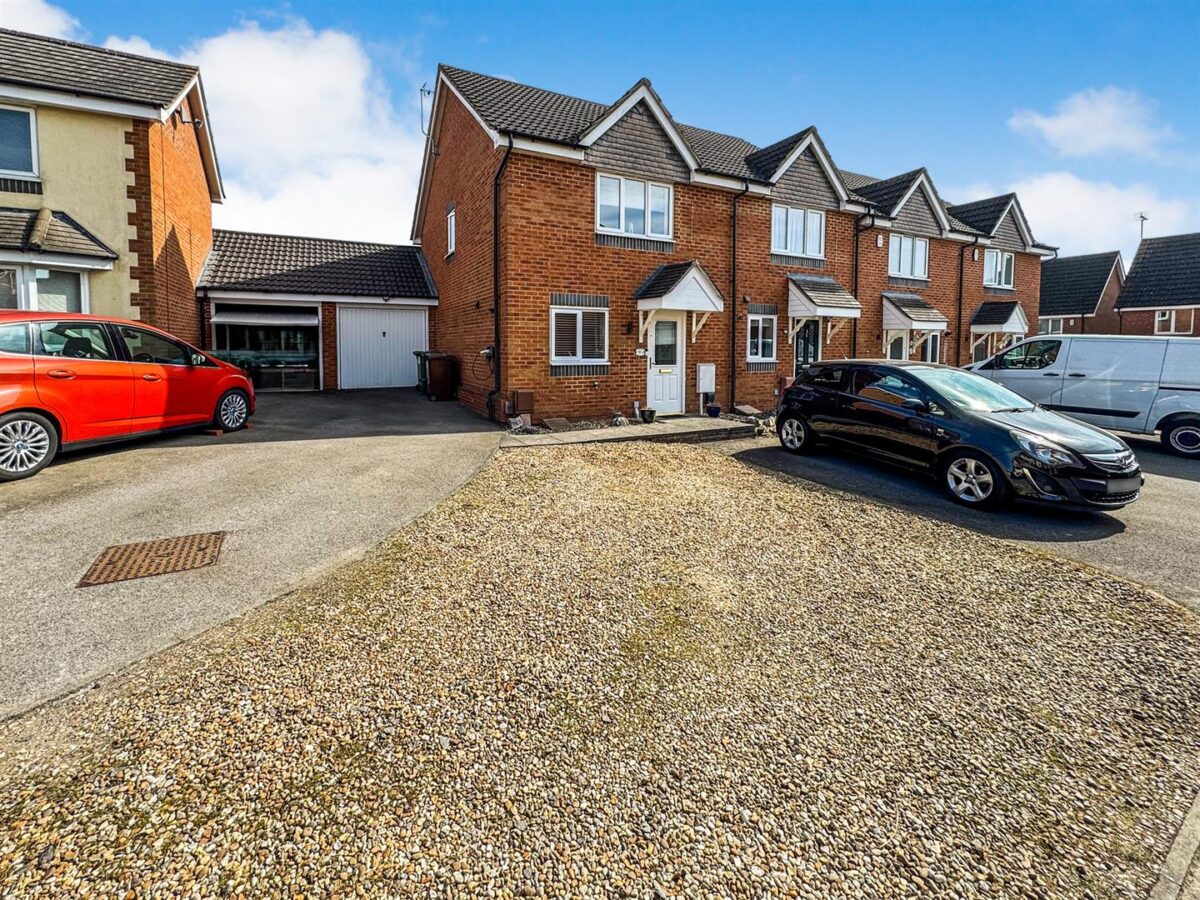 Violet Close, Corby