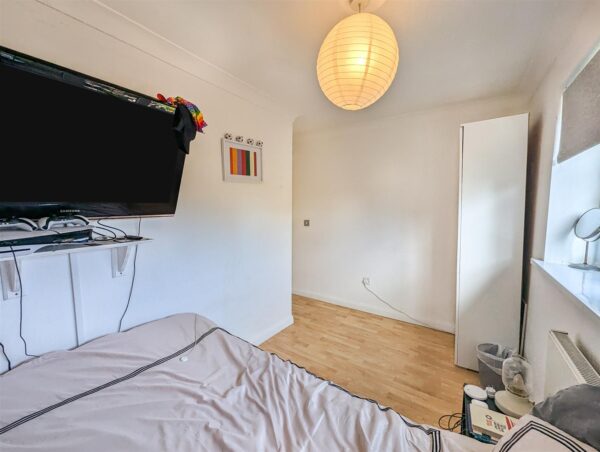 Charnwood Road, Corby