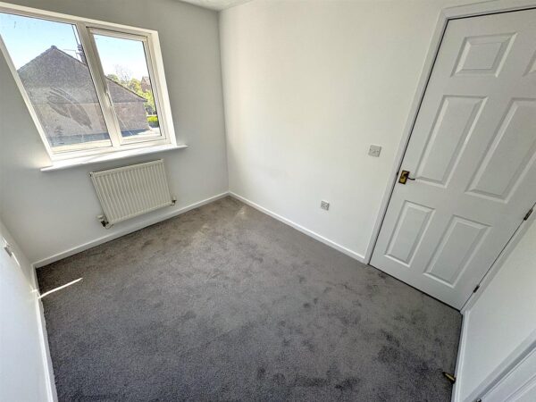 Lowry Close, Corby