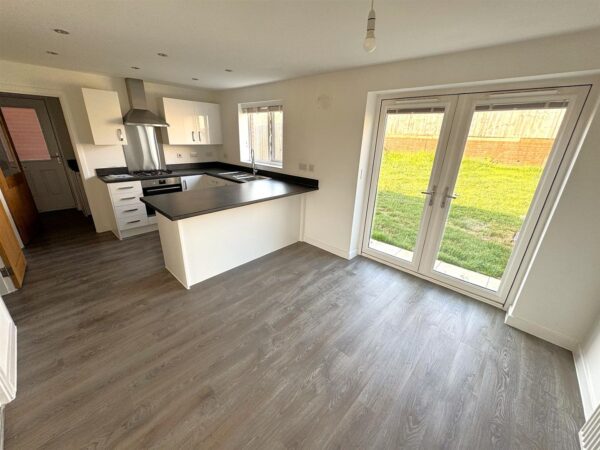Kennard close, Corby