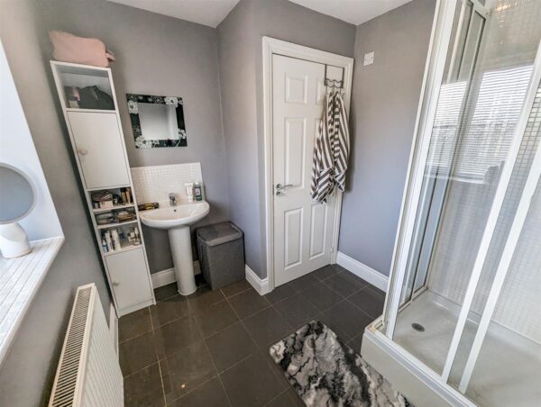 Jackdaw Road, Corby
