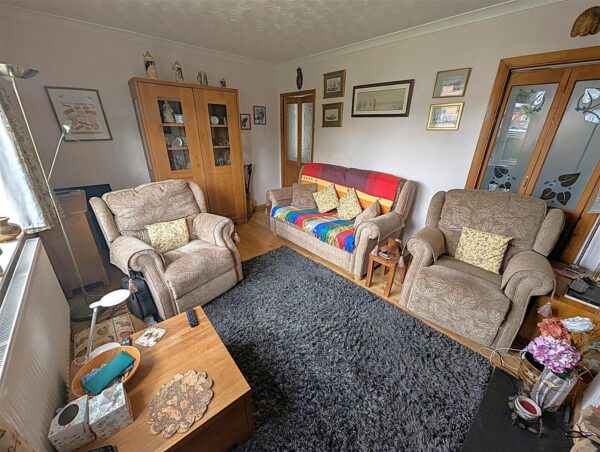 Springfield Grove, Corby