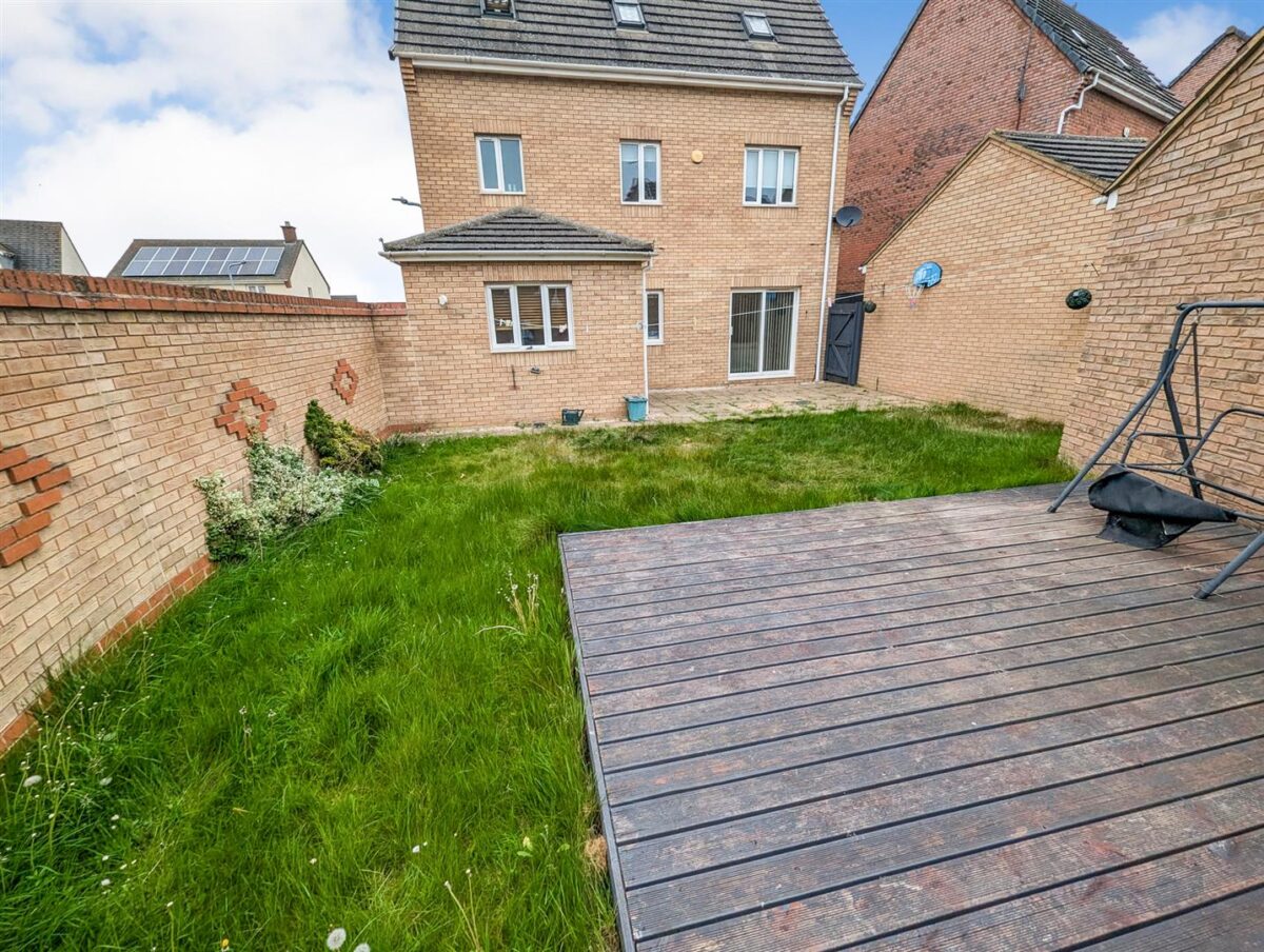 Wren Close, Corby