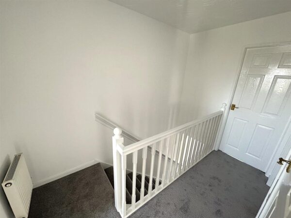 Lowry Close, Corby