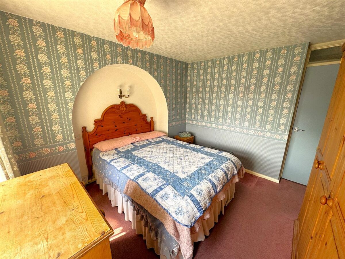 Caythorpe Square, Corby