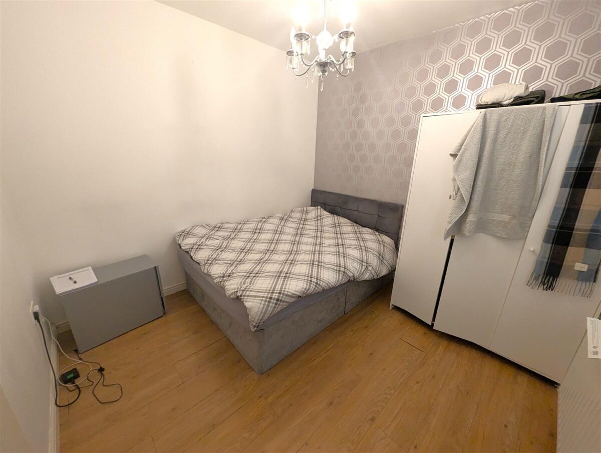 Wren Close, Corby