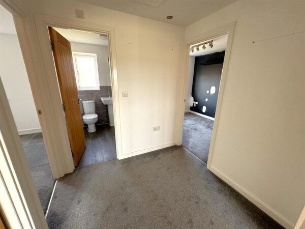 Kennard close, Corby