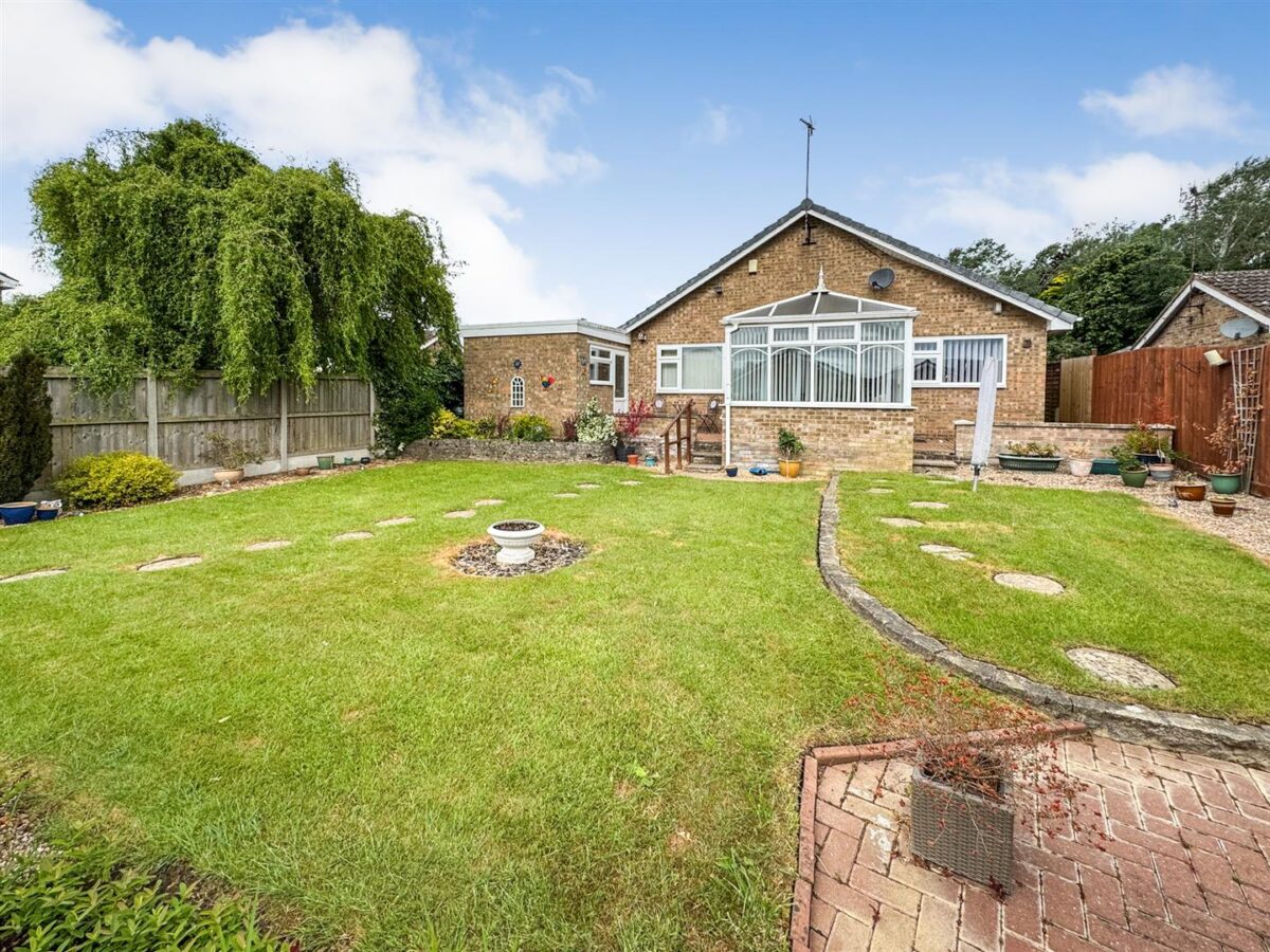 Denmark Close, Corby