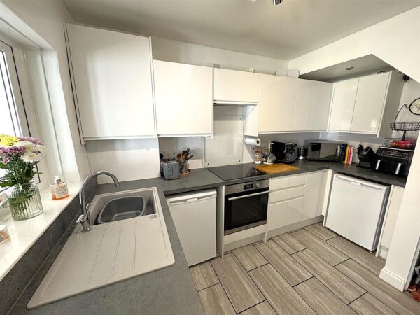 Westfields Road, Corby