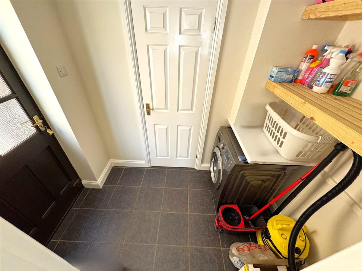 Sycamore Drive, Desborough, Kettering