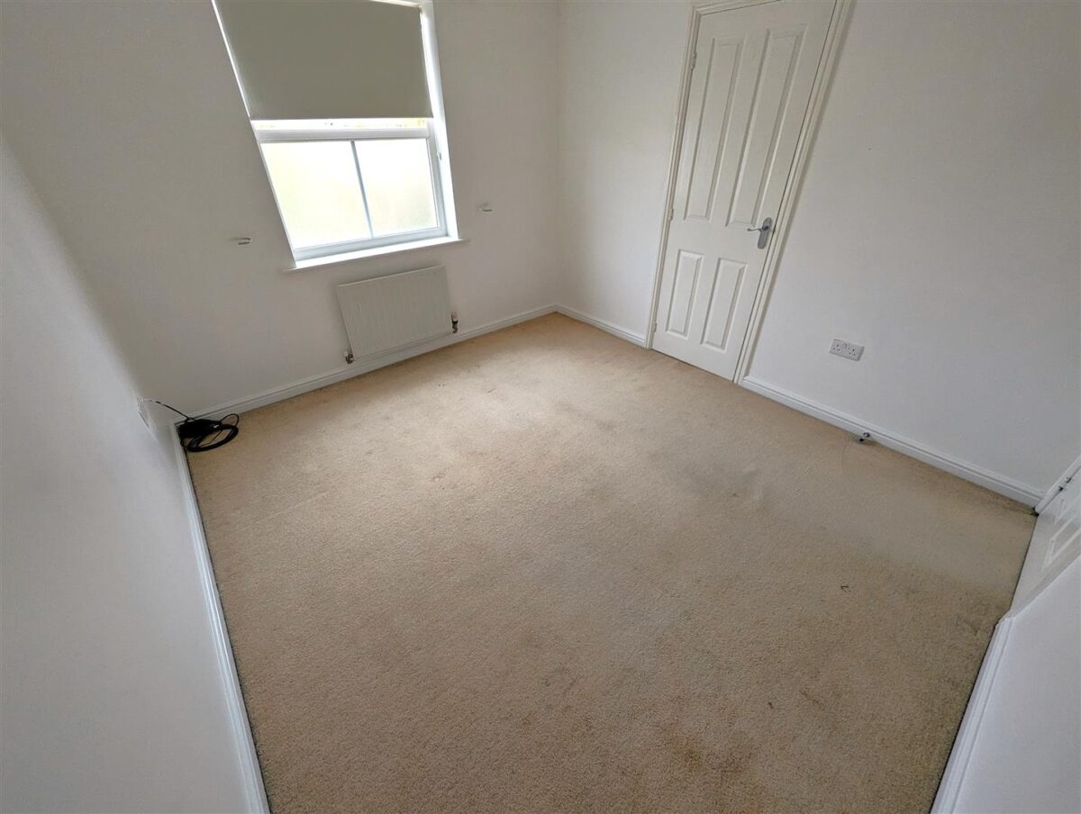 Wren Close, Corby