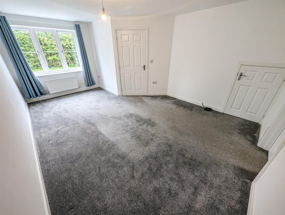 Menzel Road, Weldon, Corby