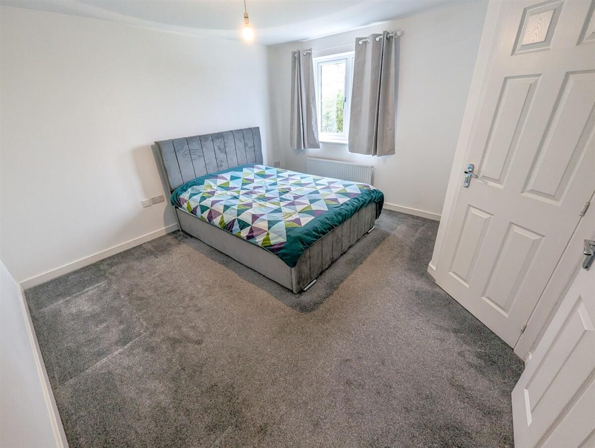 Menzel Road, Weldon, Corby