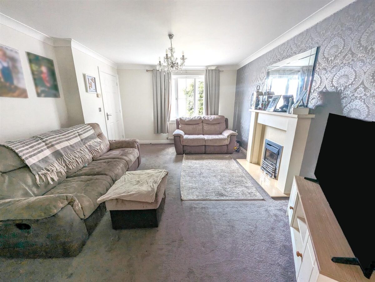 Huntingdon Close, Corby