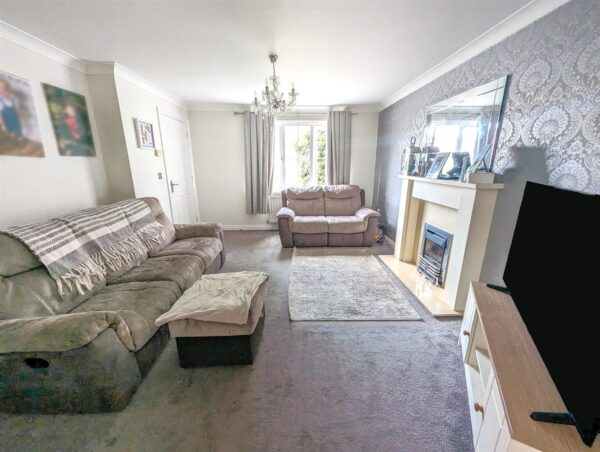 Huntingdon Close, Corby