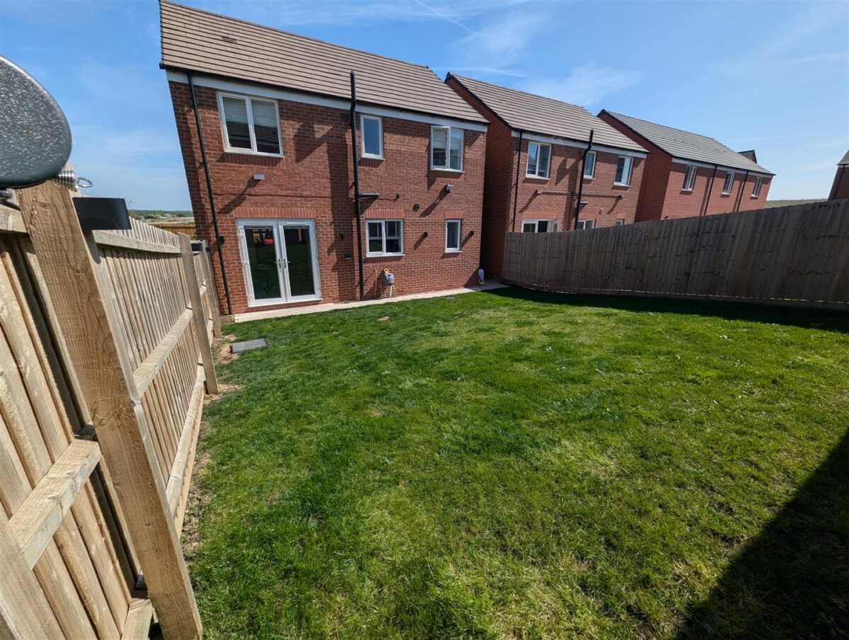 Kennard close, Corby