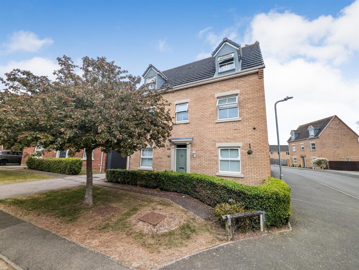 Wren Close, Corby