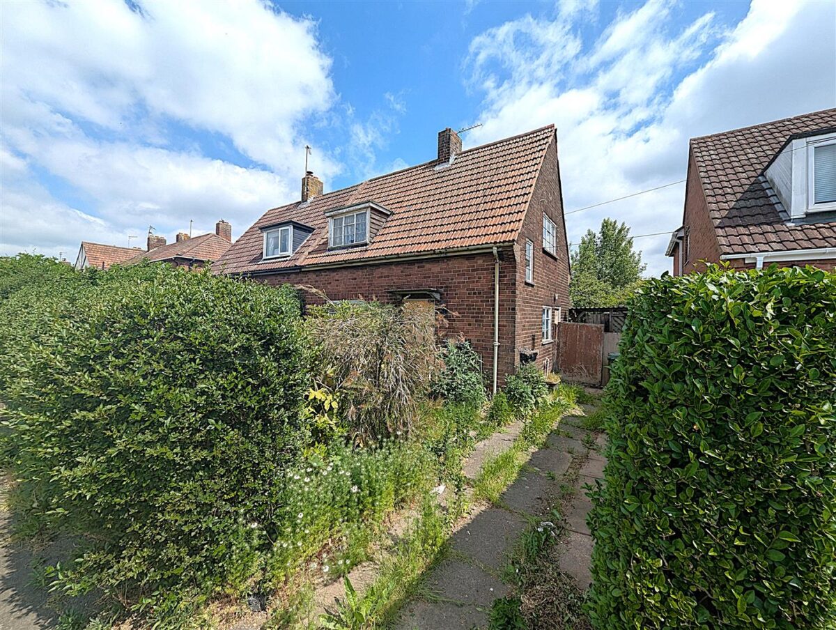 James Watt Avenue, Corby