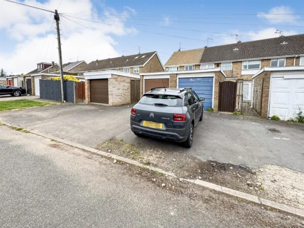 Clwyd Walk, Corby