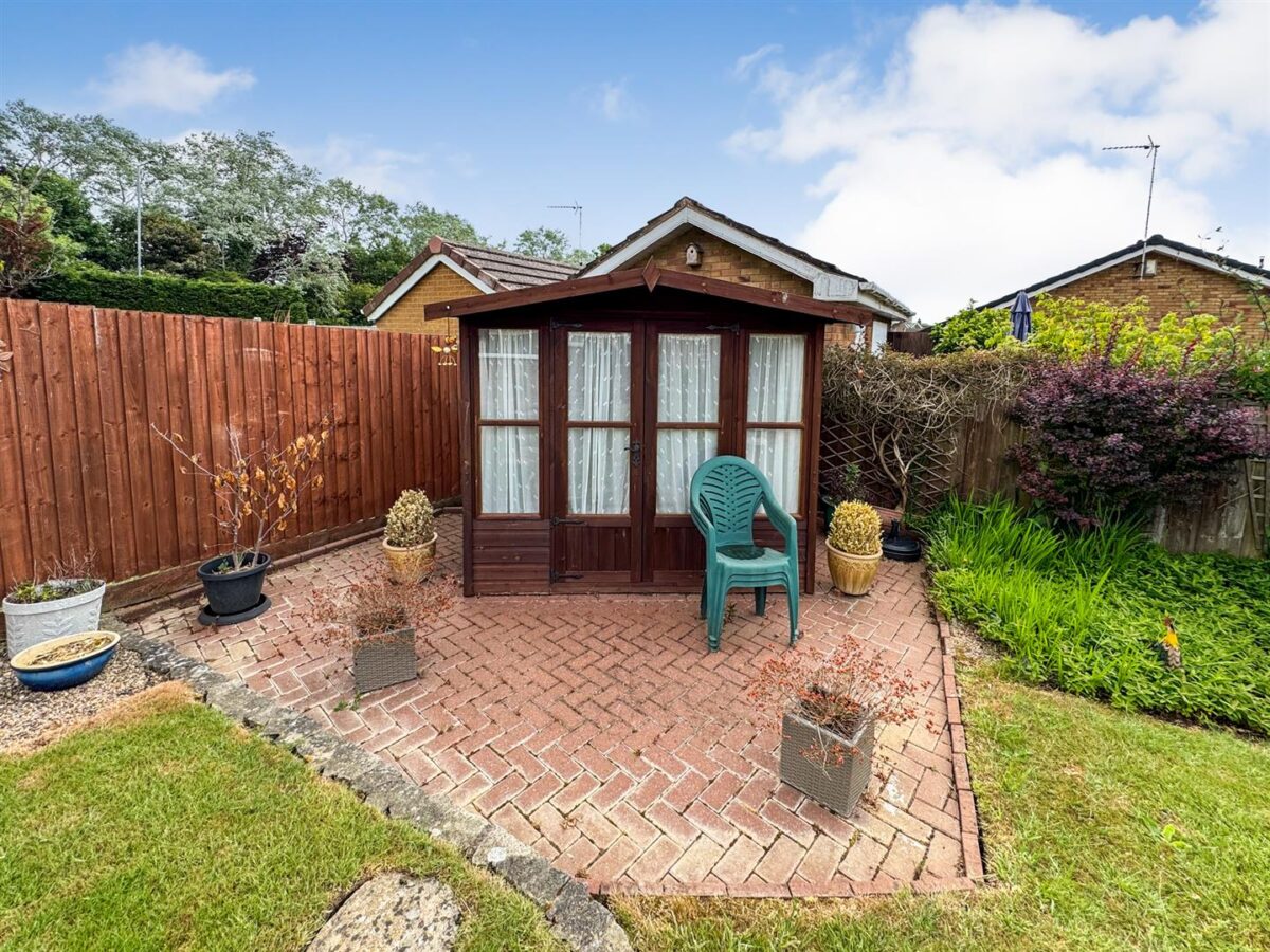 Denmark Close, Corby