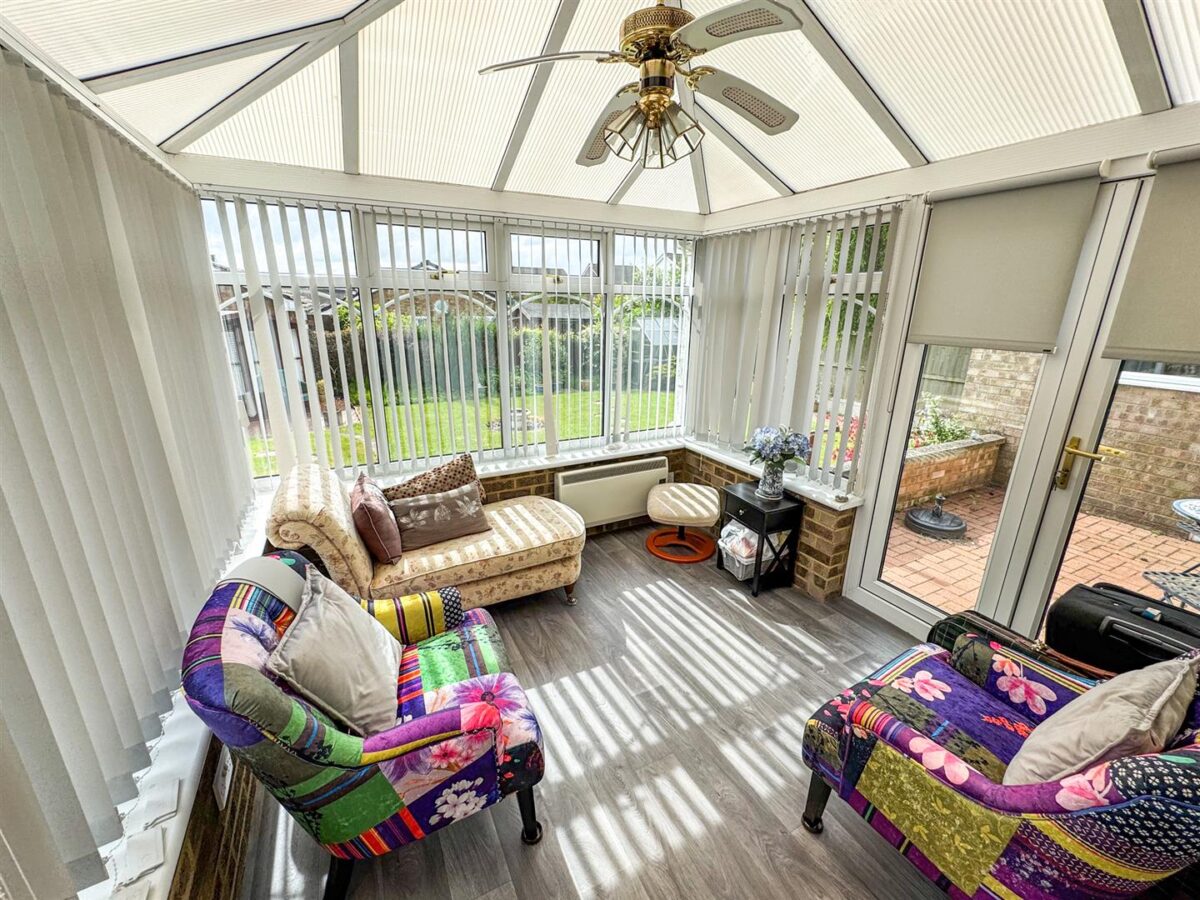 Denmark Close, Corby