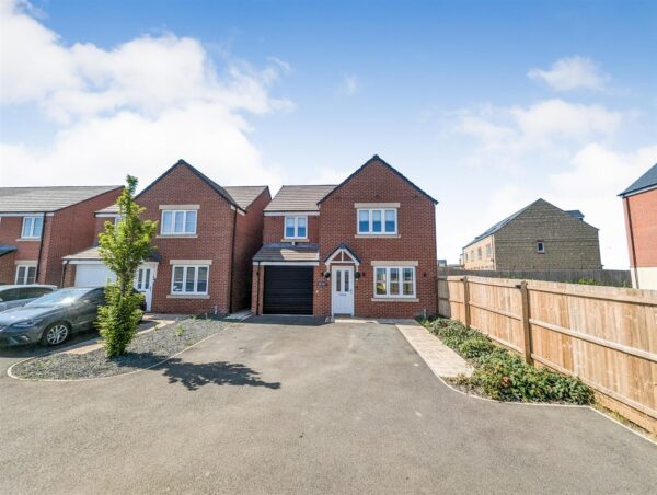 Kennard close, Corby