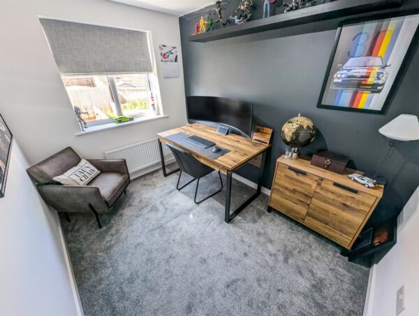 Kennard close, Corby