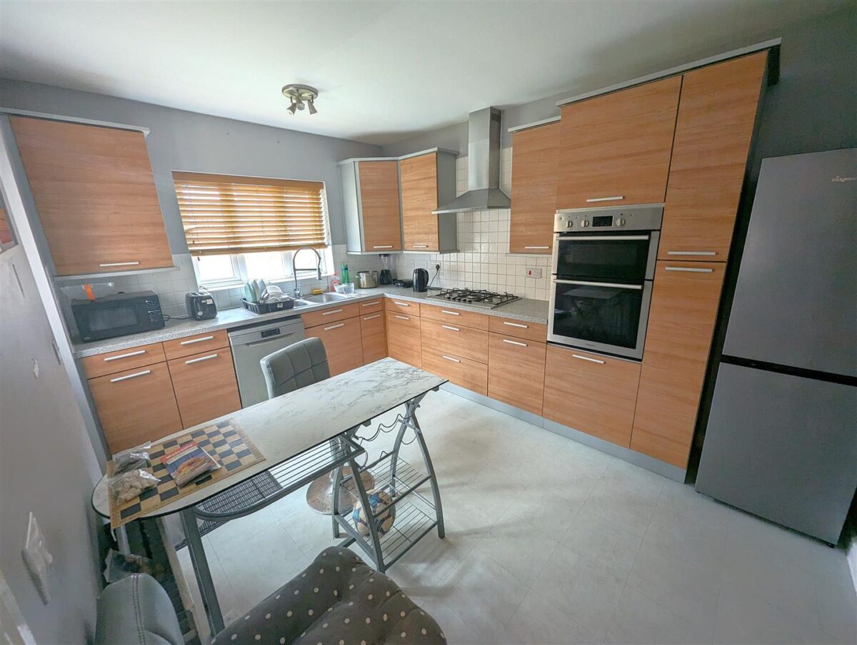 Wren Close, Corby
